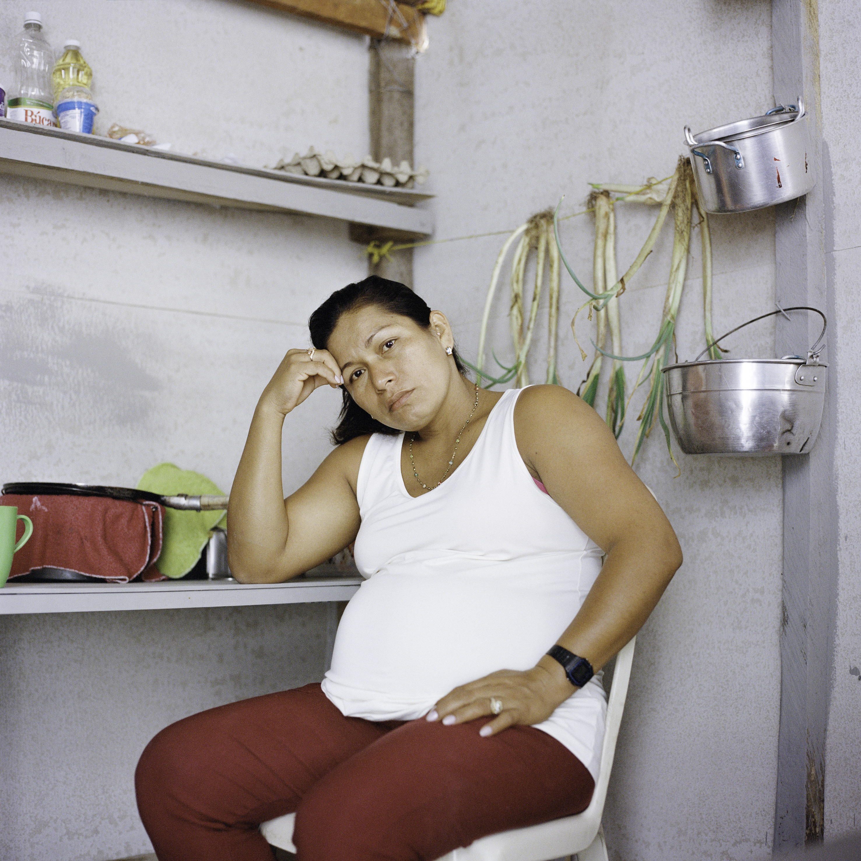 agataguevara_inlimbo_web_02